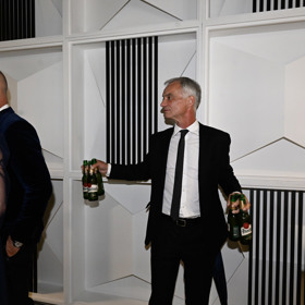 Ivan Trojan se s tím rozhodně nepáral. Naložil si pořádnou dávku piv