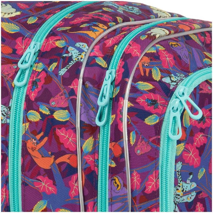 Detail na tři oddělené komory batohu Ars Una Jungle.