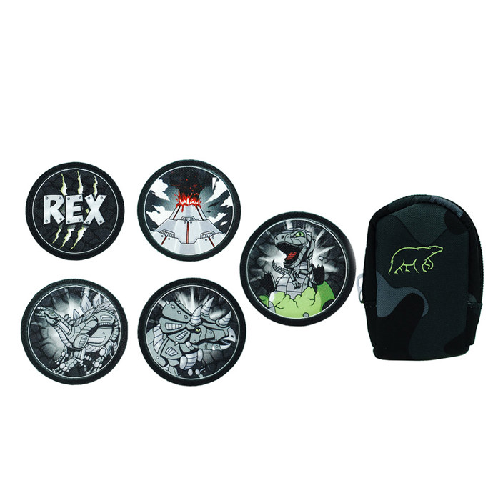 Ten může jeho nositel ještě umocnit vyměnitelnou sadou magnetických ozdob.