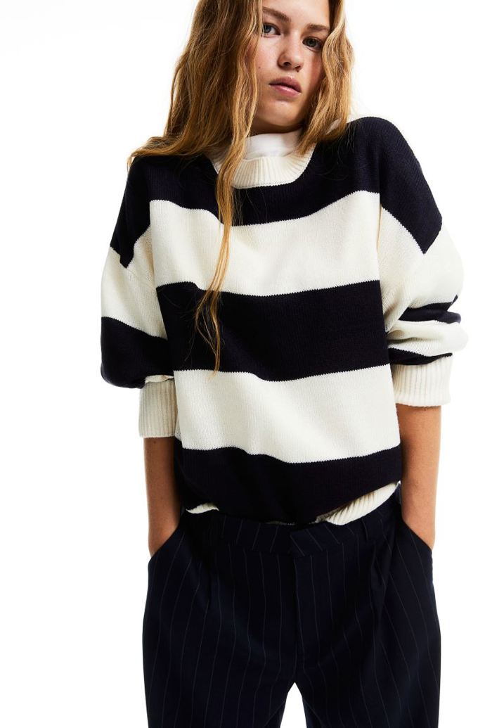 Pulovr se širokými pruhy. H&M, 399 Kč
