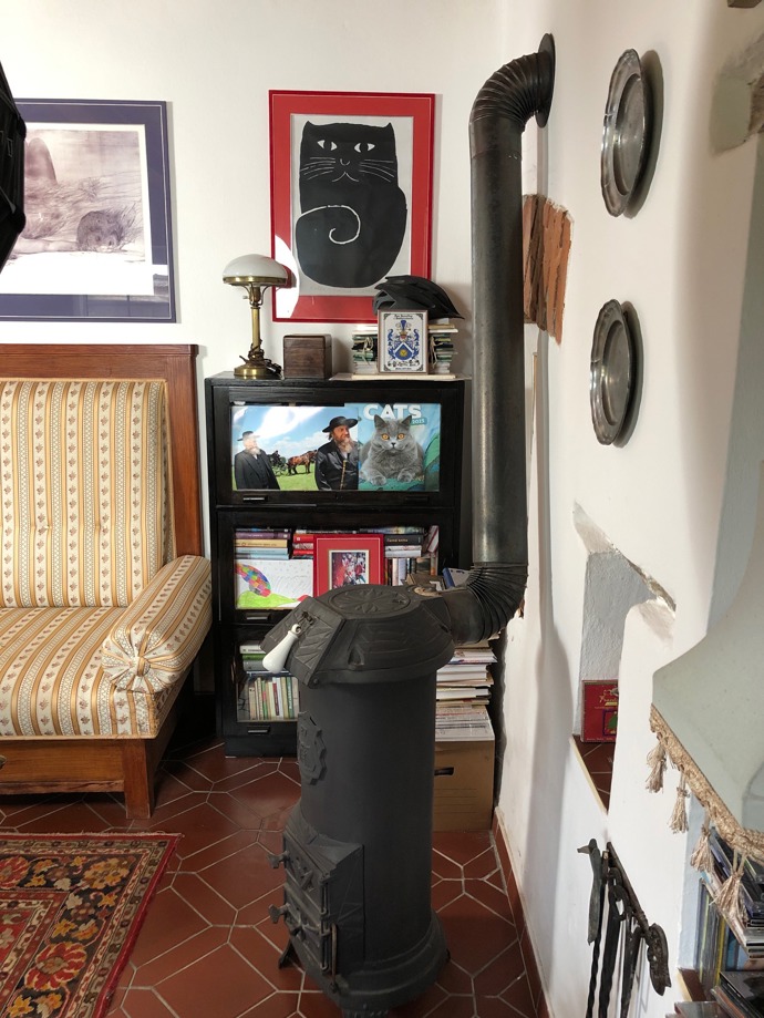 V chladném počasí poslouží kamna...