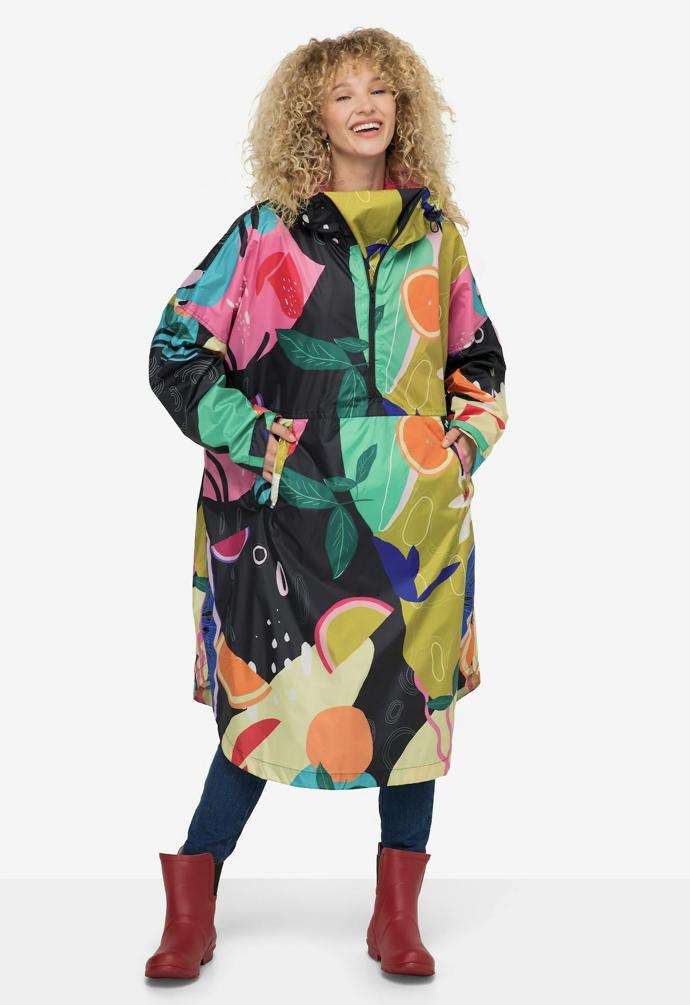 Barevná parka s krátkým zipem, LAURASØN, 1 599 Kč.