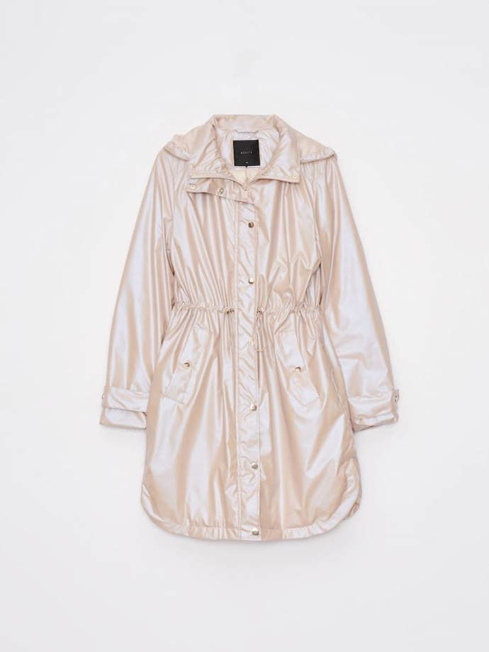 Třpytivá parka, Mohito, 1 599 Kč.