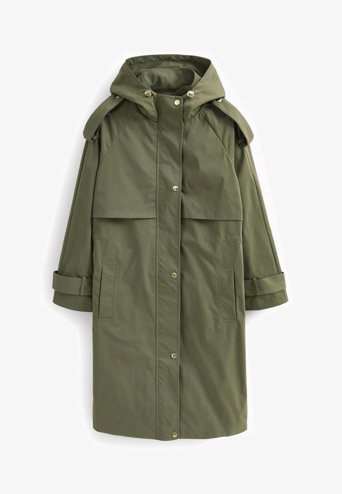 Dlouhá parka se sedly, Next, 2455 Kč.