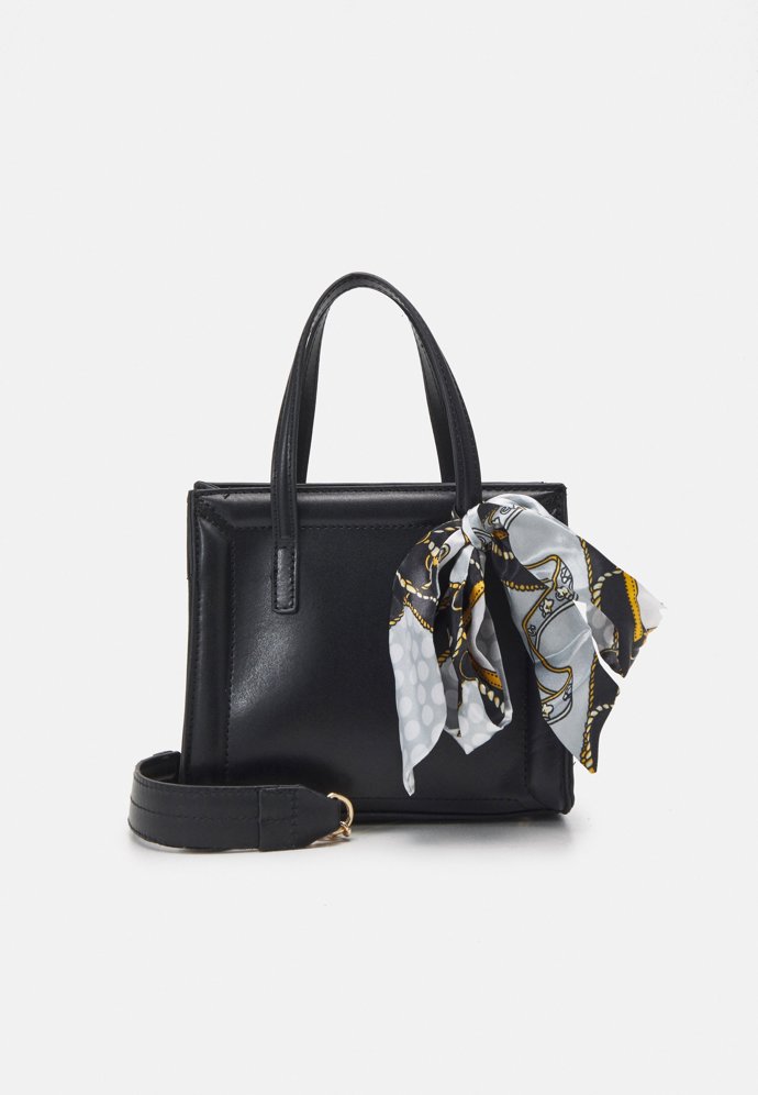 Kabelka s uchy a ozdobným šátkem, Only, 899 Kč.