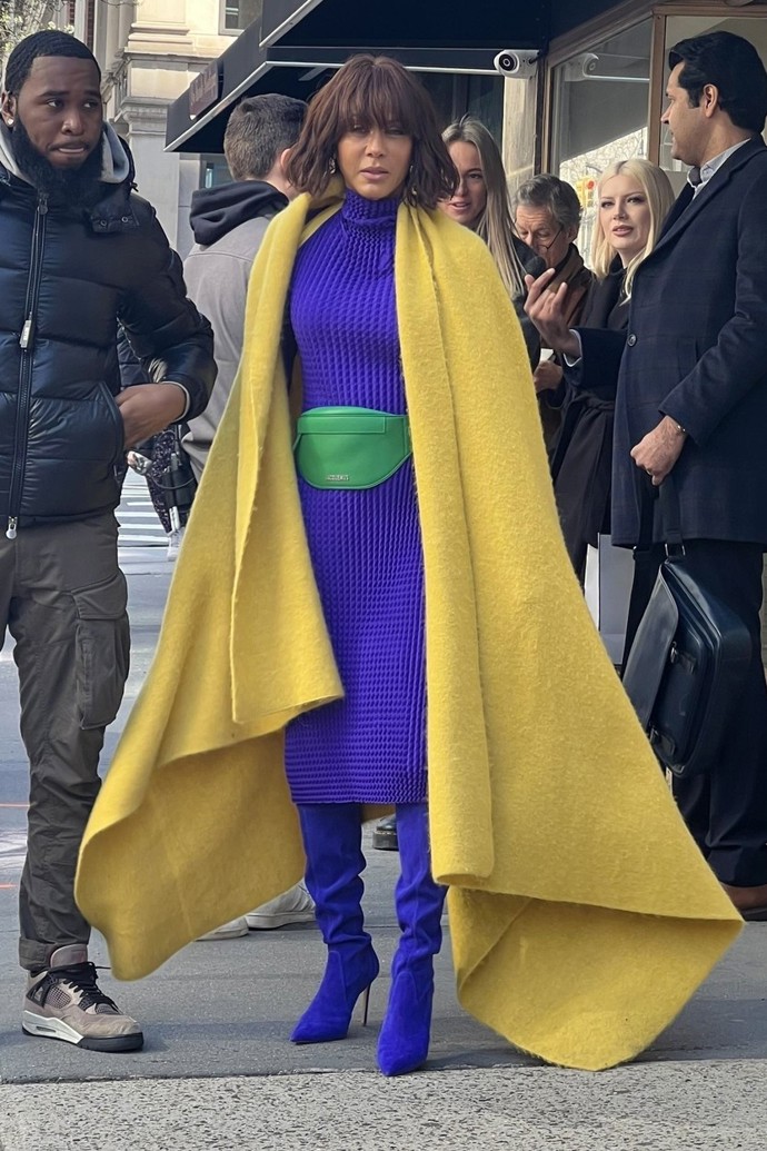 Zatío nová tvář rozšiřující okruh přítelkyň v pokračování ...A jak to bylo dál, Lisa Tood Wexley v podání Nicole Ari Parker oslňuje jedním outfitem za druhým.