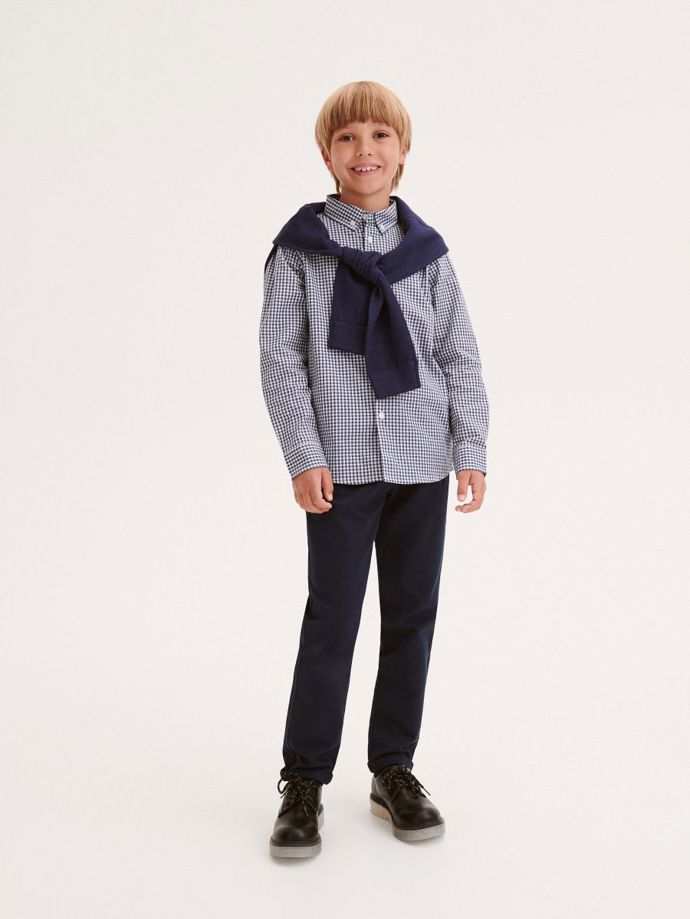 Školní styling pro chlapce podle Reserved. Košile s dlouhým rukávem, 349 Kč