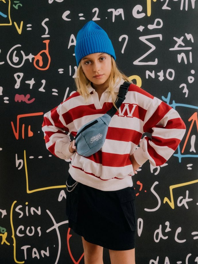 Mikina s nápisem. Reserved, 399 Kč