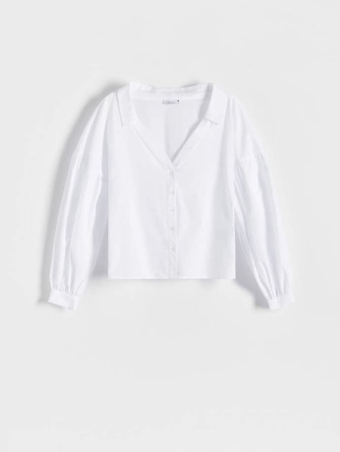 Potřebujete hlubší výstřih? Žádný problém. Reserved, 699 Kč