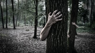 Himalájská legenda o stvůře ro-lang donutila místní snížit dveře do domu. Kreatura totiž nemá ohybné klouby