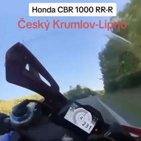 Řidič ohrozil život sobě i lidem v okolí.