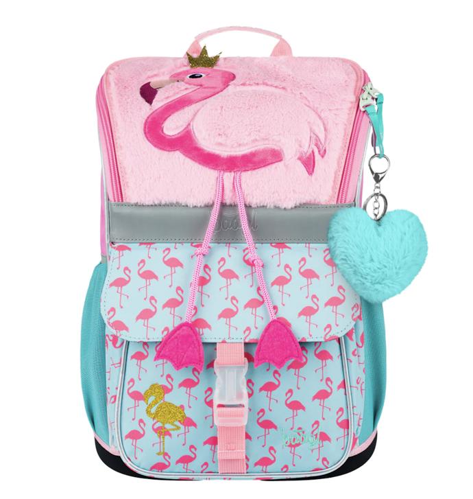 Školní aktovka BAAGL Zippy s plyšovou klopou. Výrobce ji doporučuje průměrně vysokým až vyšším prvňáčkům. Cena: 2 199 Kč