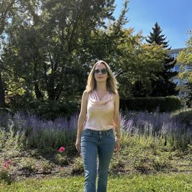 Někdejší moderátorka počasí je pořád kočka.