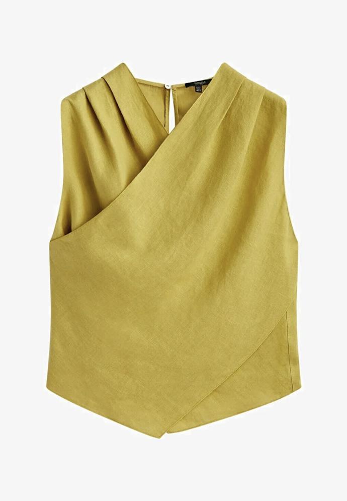 Překřížená optika jednoduchého topu bez rukávů, nadčasová barevnost, styl. (Massimo Dutti, 1 299 Kč)