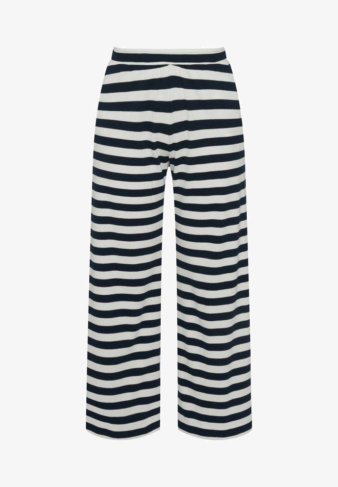 Plus size úpletové kalhoty Ulla Popken, 1 599 Kč.
