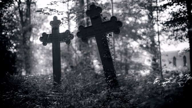 Matka Eda Geina: Augusta svého syna dusila přísnou luteránskou výchovou. To ho dovedlo k vykopávání ženských těl na hřbitovech