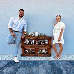 Žádná opulentní veselka se nekonala. 