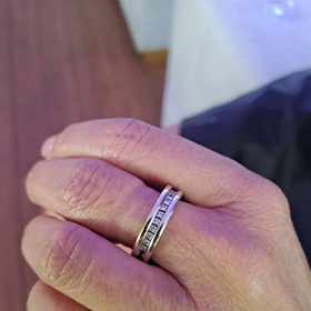 Bílé zlato a diamanty, oblíbená kombinace moderátorky Gabriely Partyšové.