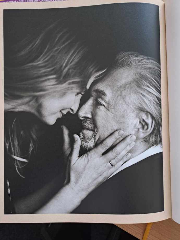 Ivana stála po boku Karla Gotta až do jeho smrti. 