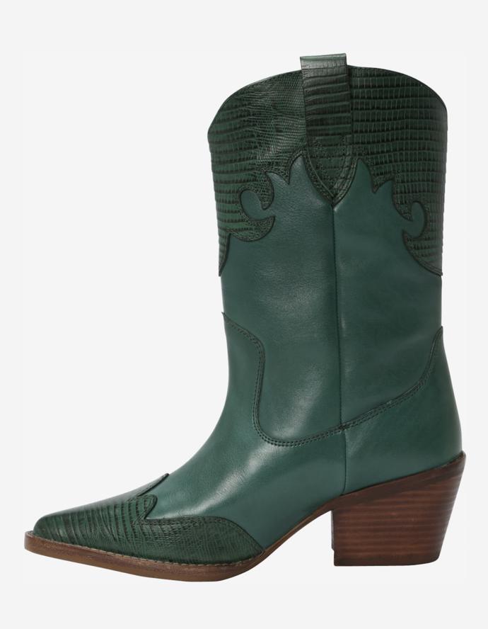 Zelené kožené koně, Bronx, 4 999 Kč.