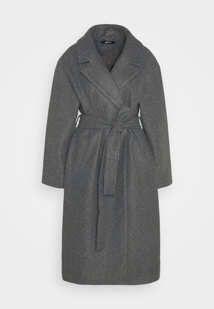 Vlněný plášť s vázačkou, Gina Tricot, 2 399 Kč.