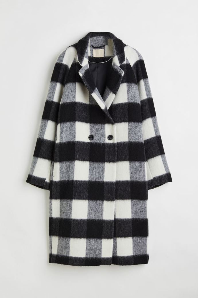 Kostkovaný kabát, H&M, 4 999 Kč