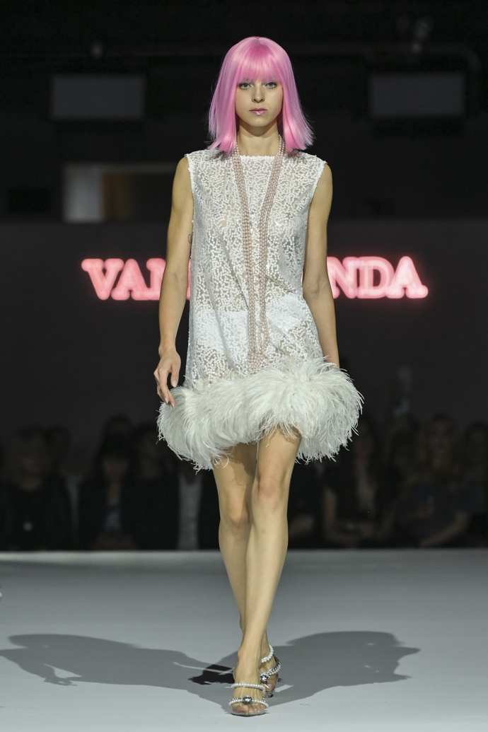 Vanda Janda / Mercedes-Benz Prague Fashion Week