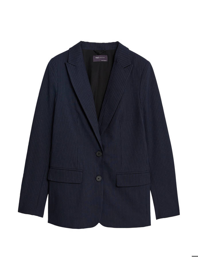 Proužkované sako, Marks & Spencer, 2 499 Kč.