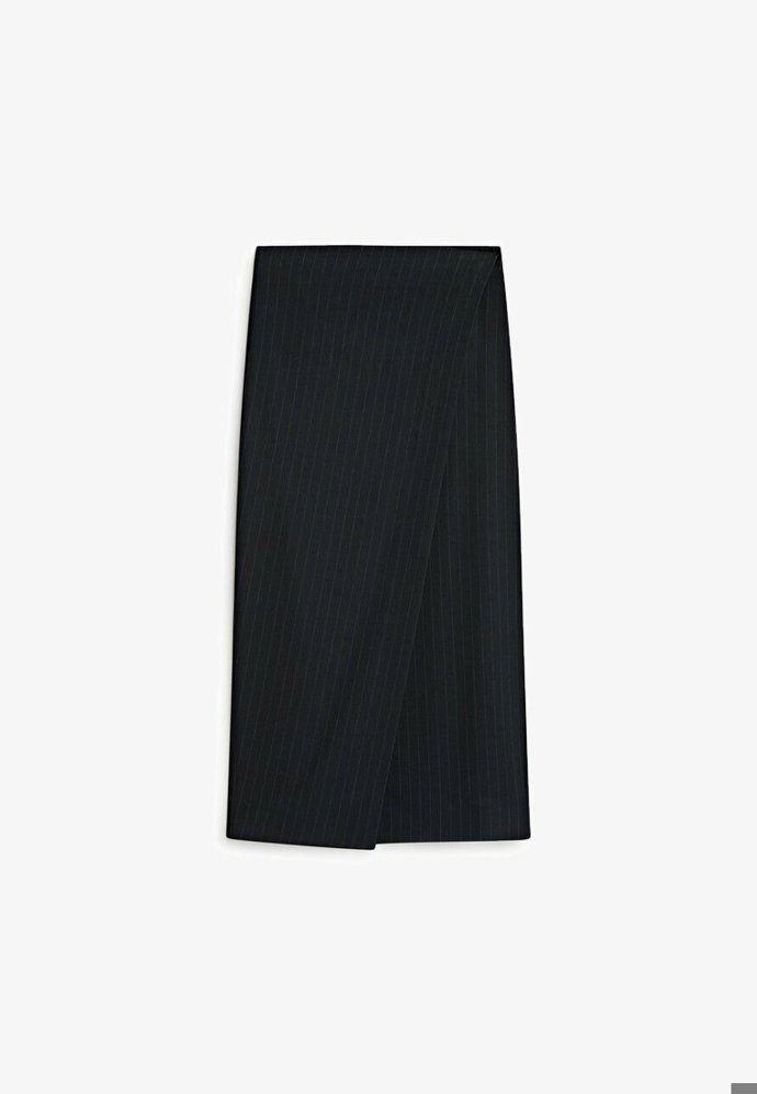 Elegantní midi se zavinovacím efektem, Massimo Dutti, 2 990 Kč.