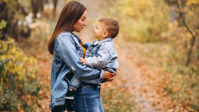 Vivien (32): Syn se mě neustále ptá na tátu. Nemám to srdce mu říct, že ho vyškrtl ze svého života kvůli nové přítelkyni