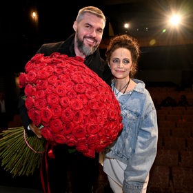 Radek Filipi se chová k Lucii jako k bohyni.