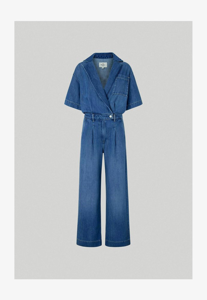 Pepe Jeans, 4 199 Kč.