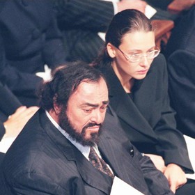 Mezi smutečními hosty bylo mnoho hvězd a přátel princezny Diany, například i Luciano Pavarotti. 