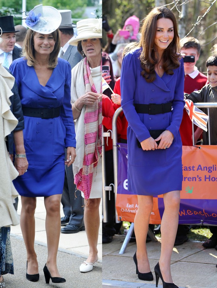 Styl své maminky, bývalé letušky Carol Middleton, se snaží napodobit i její dcera Kate, princezna z Walesu. Stejný outfit, jako Carol roku 2010 na dostizích v Ascotu, vynesla Kate o dva roky později.
