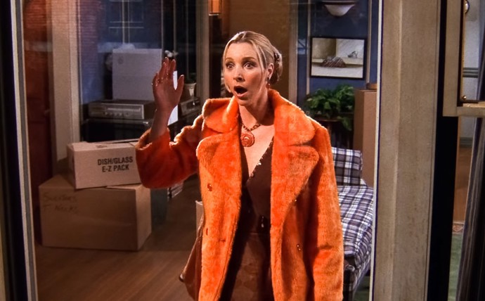 Phoebe v podání Lisy Kudrow a scéna s nezapomenutelným kožešinovým kabátkem.