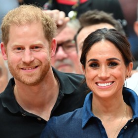 Populární pár to nemá jednoduché. Po odchodu z britské královské rodiny v roce 2020 je prakticky neustále terčem kritiky, ať udělá cokoliv.