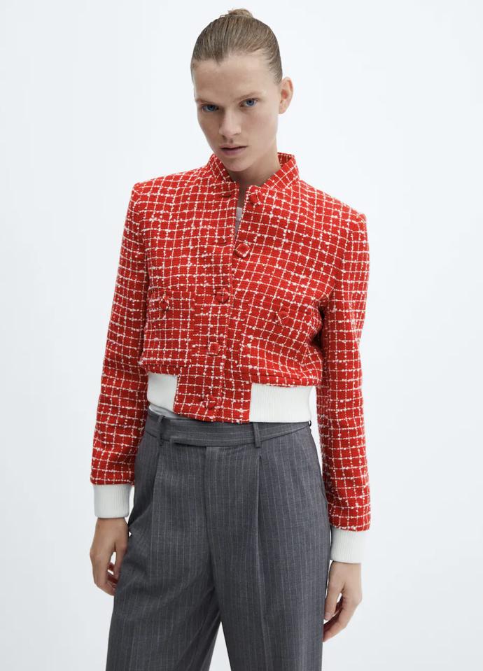 Bomber z buklé, Mango, 1 999 Kč.