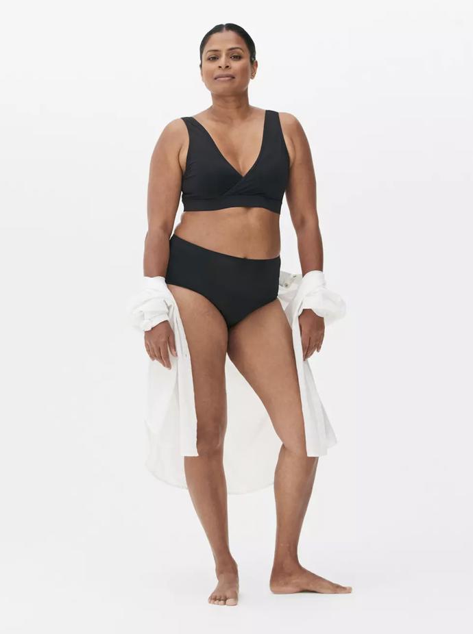 Spodní prádlo určené ženám v období klimakteria z nabídky značky Primark. (Sada dvou funkčních podprsenek, 340 Kč)