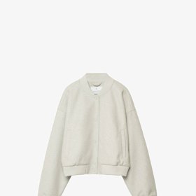 Vlněný bomber, Stradivarius, 999 Kč.