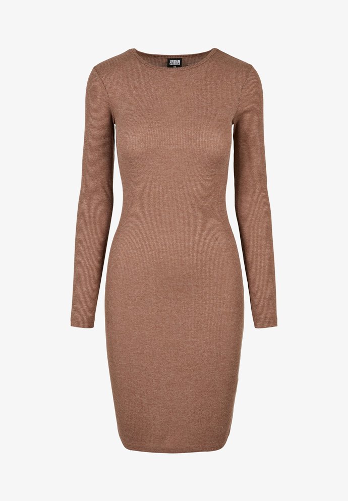 Jednoduché přiléhavé úpletové šaty, Urban Classics, 679 Kč.