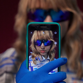 Módní událost slouží  jako místo k setkání návrhářů, módních nadšenců, kreativců a influencerů.