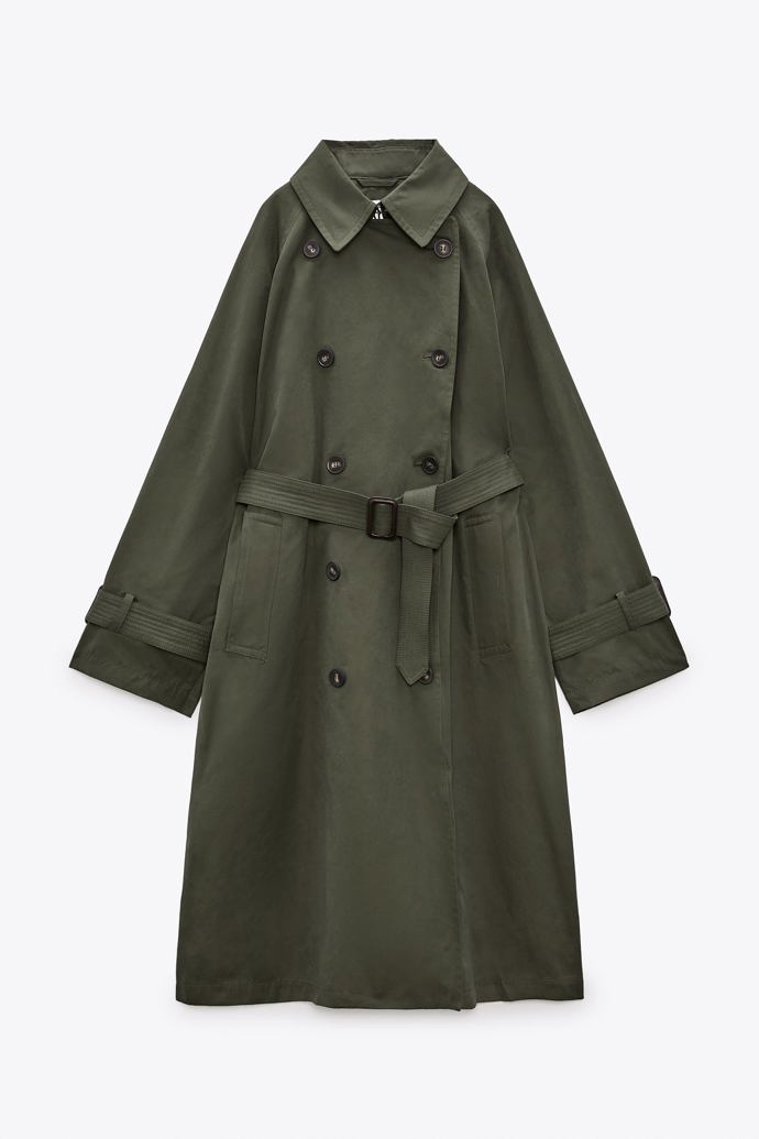 Nepromokavý, Zara, 2 299 Kč.