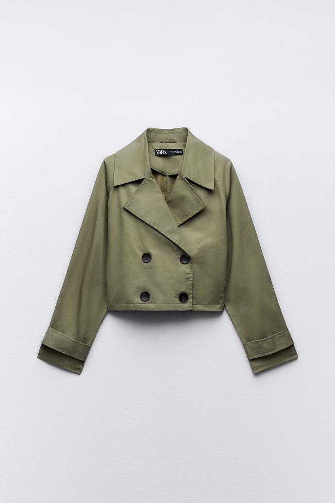 Khaki zkrácený, Zara, 1 199 Kč.