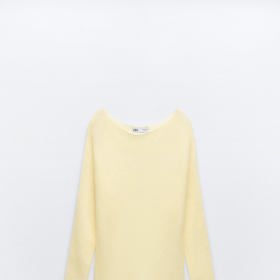 Svetřík, Zara, 999 Kč.