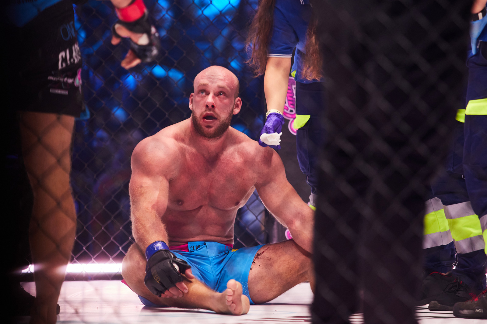 Galerie: Clash 12: René Rendys Blahovský se utrhl ze řetězu, Žraloka ...