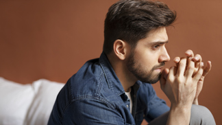 František (37): Manželka si po mateřské dovolené nemůže najít práci. Obávám se, že problém je v ní