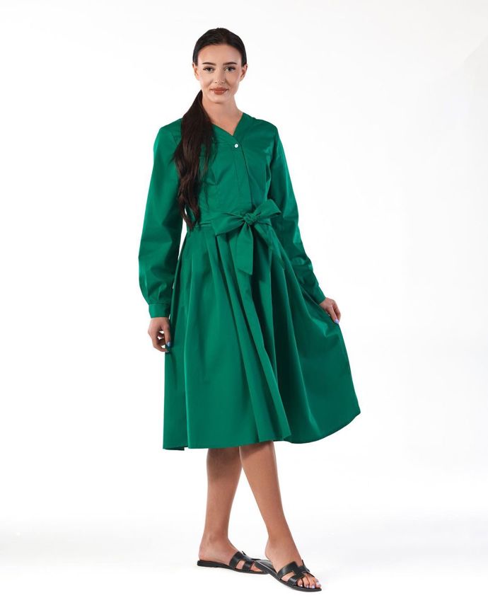 NIDImediclothes nabízí oblečení pro doktorky a kosmetičky, které se dá nosit i mimo ordinace. 