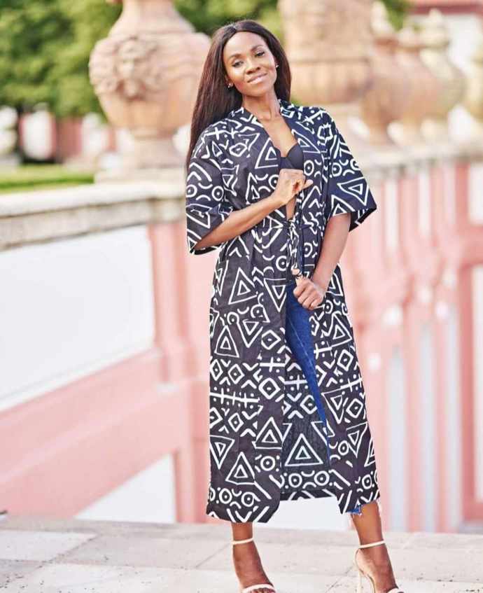 Šaty, které Joy Rank sama navrhla.