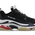 Legendární model Riple S v provedení multicolor. (Balenciaga, 20 690 Kč)