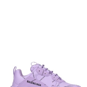 Balenciaga Triple S Trainers, 21 690 Kč.